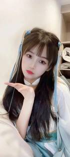 号舱房的女人海报